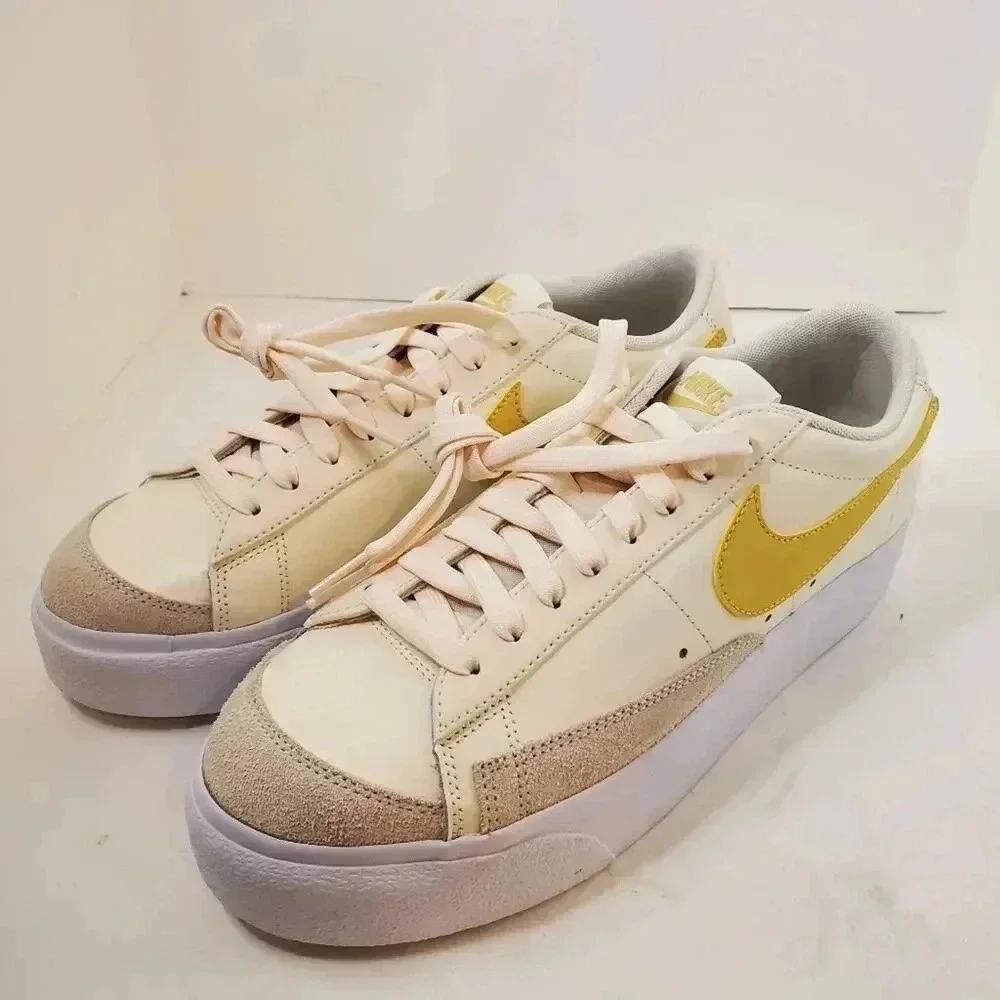 NIKE WOMEN'S BLAZER LOW PLATFORM - PALE IVORY/SATURN GOLD/WHITE 11